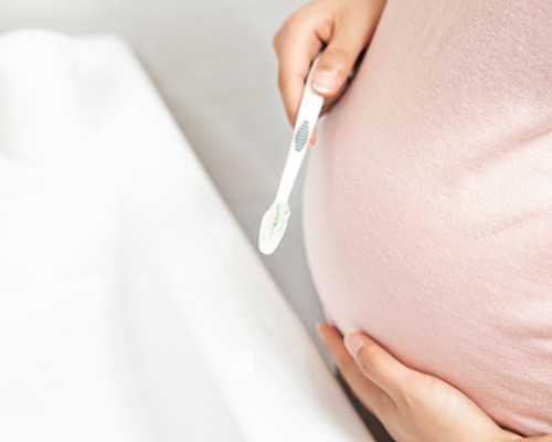 香港验血基因检测费用,子宫后位的患者赴美试管助孕,对胚胎移植有影响吗?