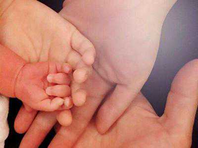 香港达雅高验血费用,二胎顺产小公主，儿女双全获全家人点赞，分享备孕女宝
